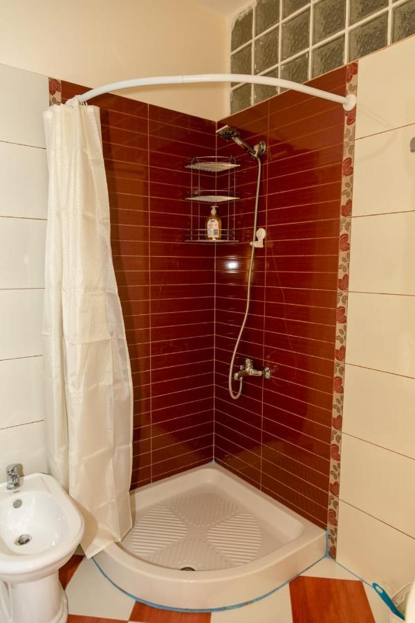 Bay Inn Apartment Sea Front Vlorë 外观 照片